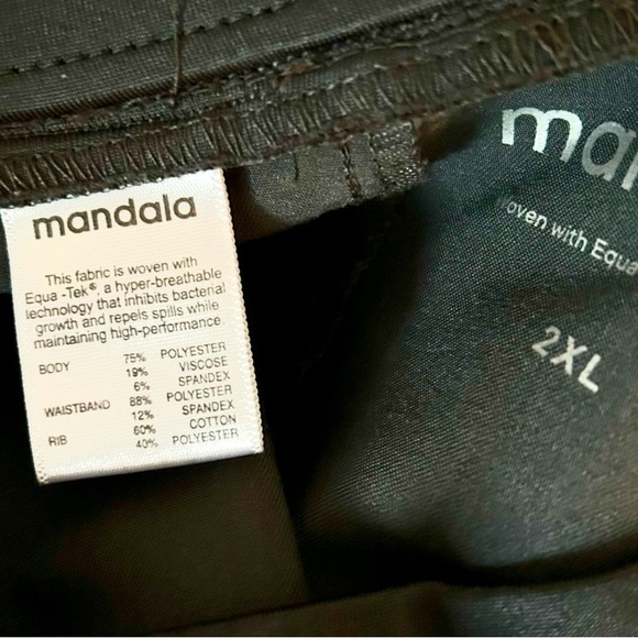 Medical Scrubs Set - Pants & Shirt -Mandala -E1 - Picture 4 of 10